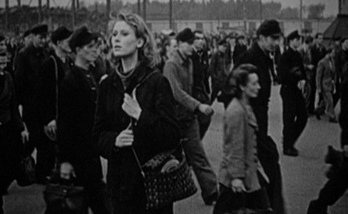 Harun Farocki, Arbeiter verlassen die Fabrik, 1995.