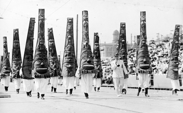 Golden Potlatch Parade, 1912. Courtesy of University of Washington.