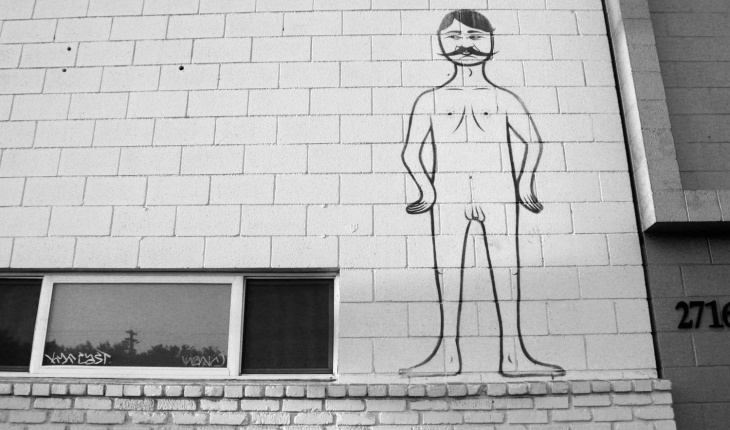 Outside of the Mandrake Bar, Culver City, California. Photograph by Courtenay Webber.